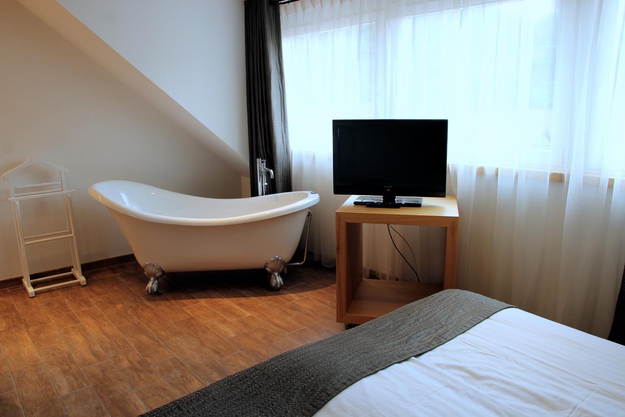 Art Hotel Kaysersberg-Vignoble ภายนอก รูปภาพ
